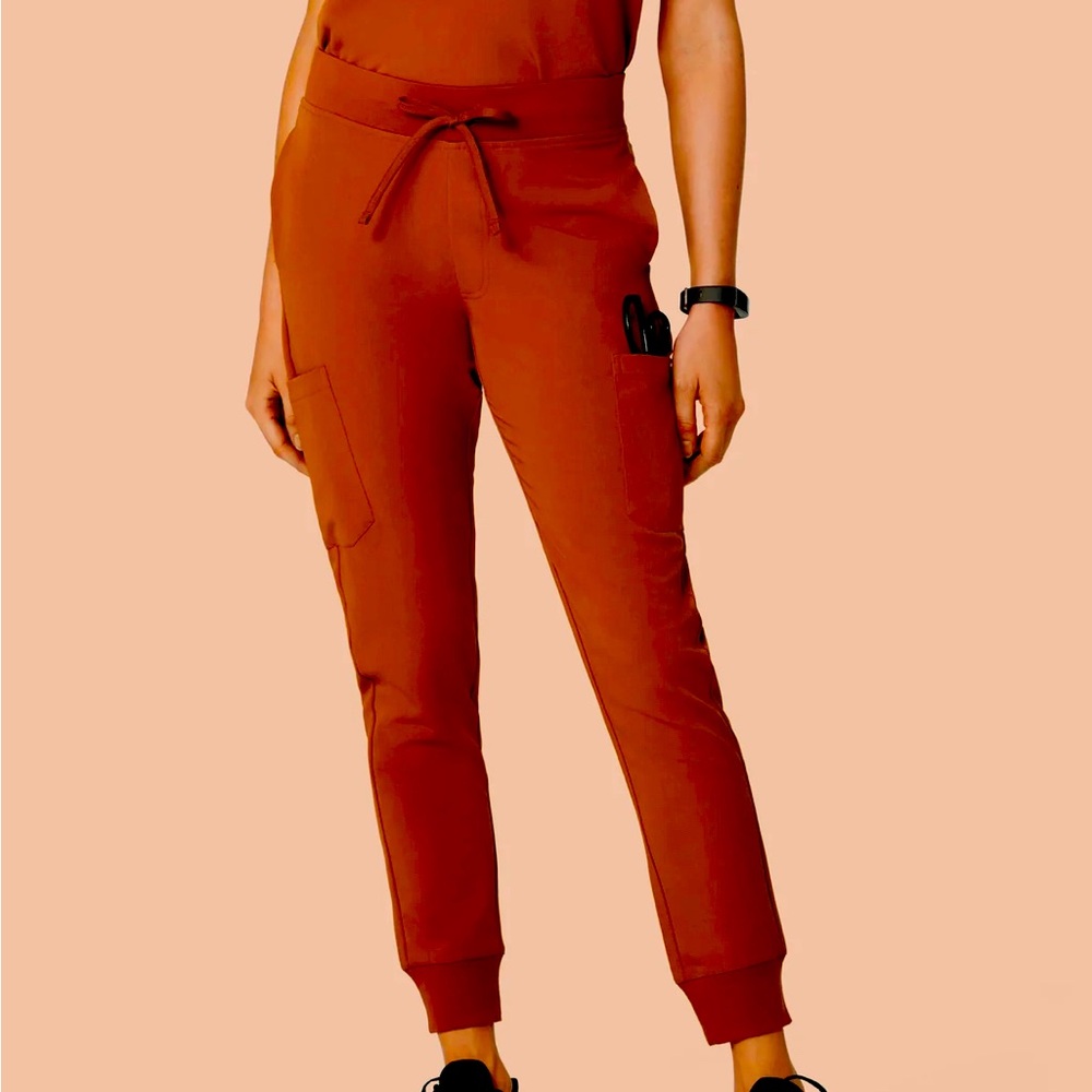 Mandala Scrub Bottoms Size S Burnt Orange